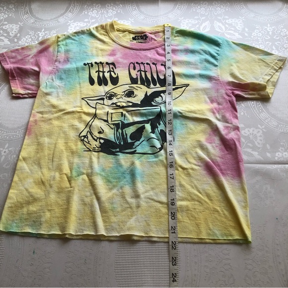 Star Wars Women’s Size S Tie-Dye T-Shirt Short Sleeves “The Child” Printed Tee - Picture 8 of 15